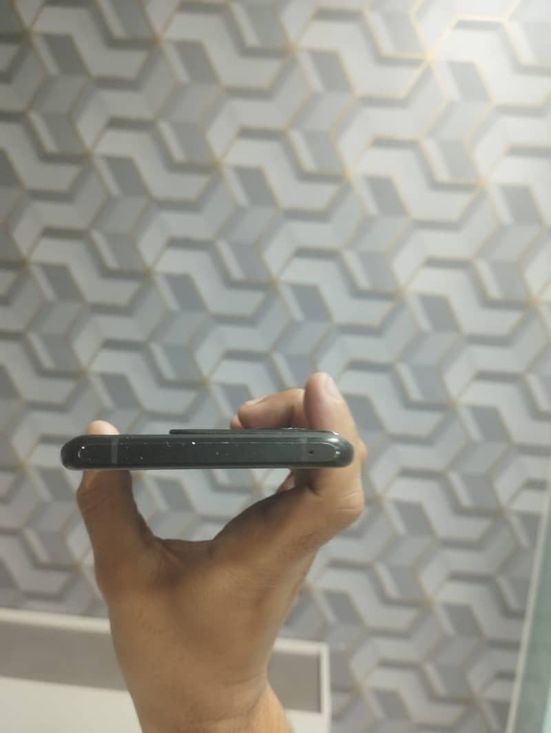 One Plus 10 Pro 7