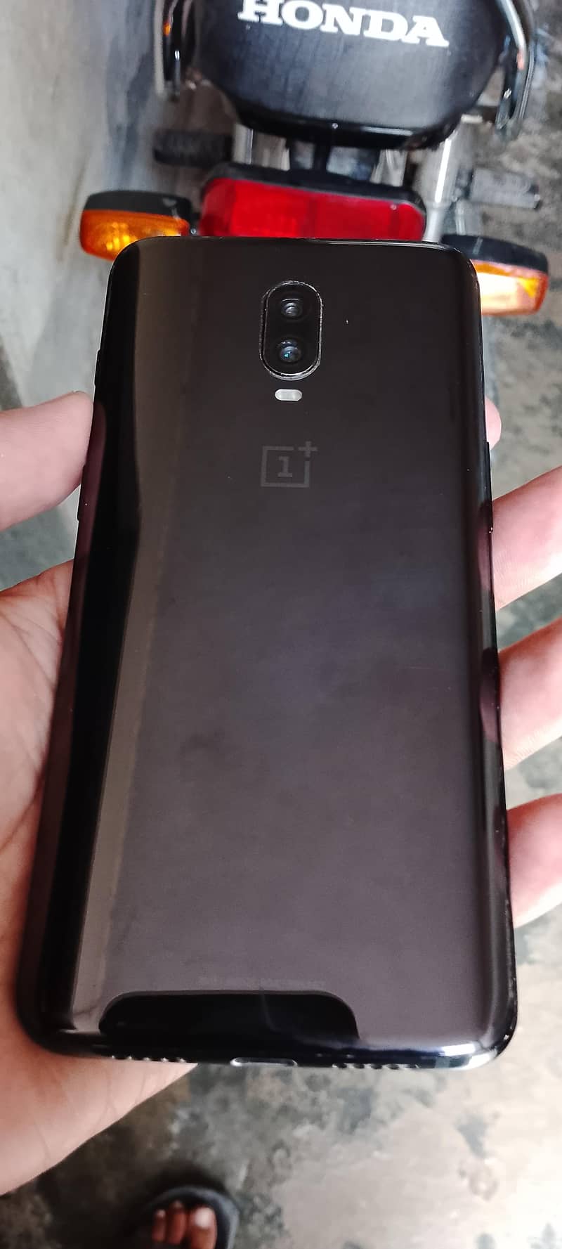One Plus 6T 5