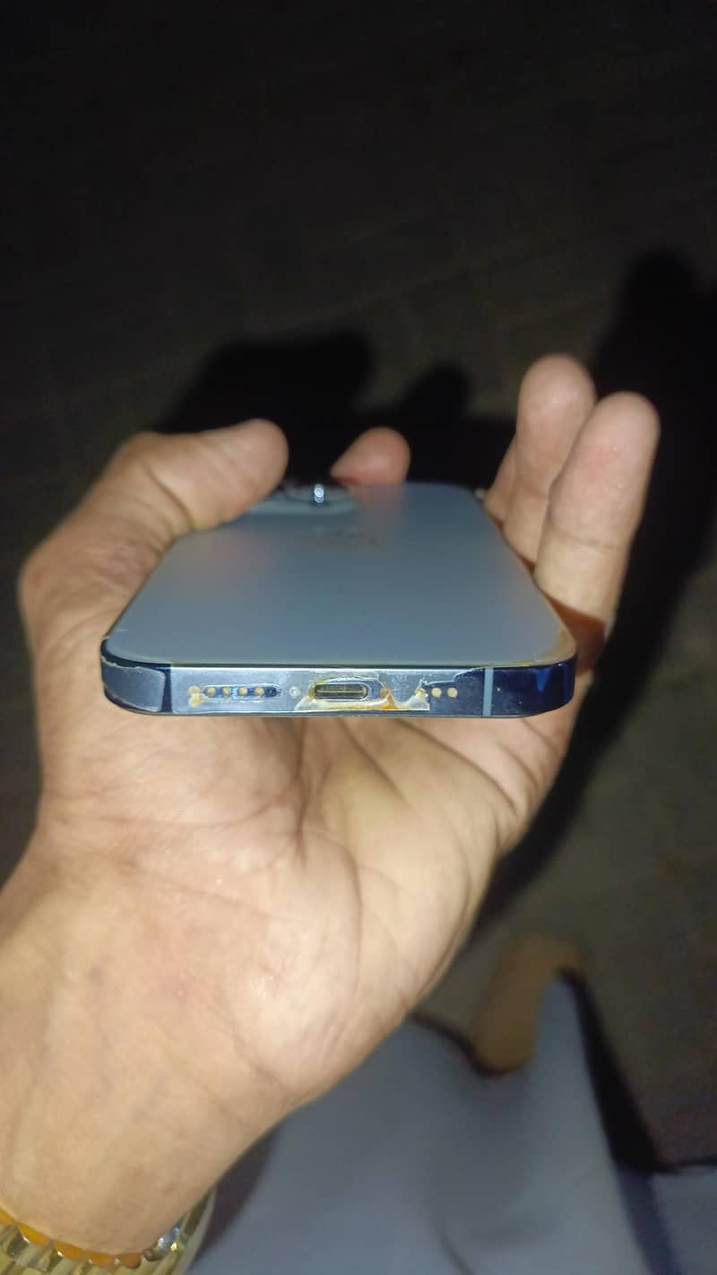 Apple iPhone 13 Pro 3