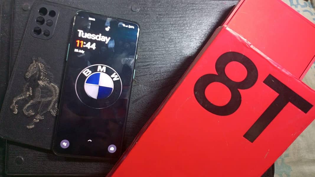 One Plus 8T 4