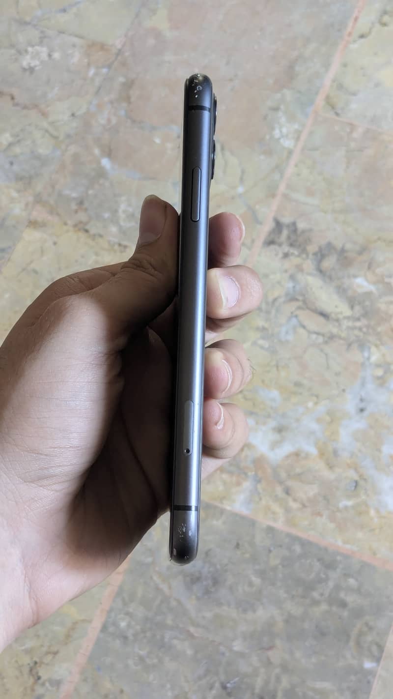Apple iPhone 11 1