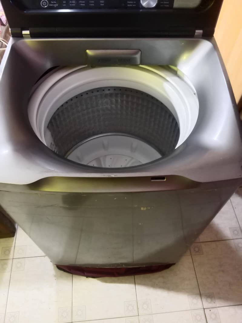 washing machine 10