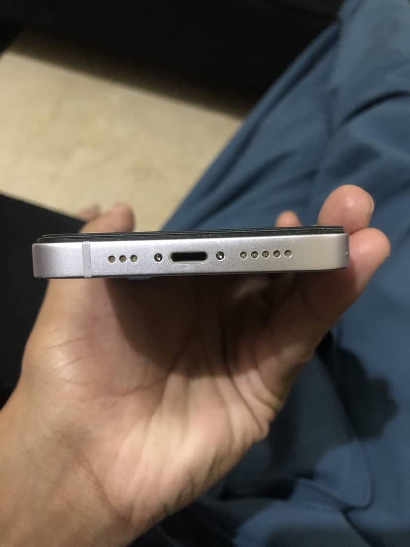 iPhone 14 5