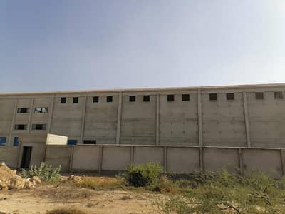 Near World Trade Center Wearhouse 11616 Sq Yards Wear House For Sale Ready To Move Condition Best Location