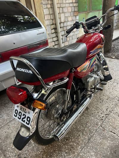 Honda 70 2020 model urgent sale whatapp 03115784137