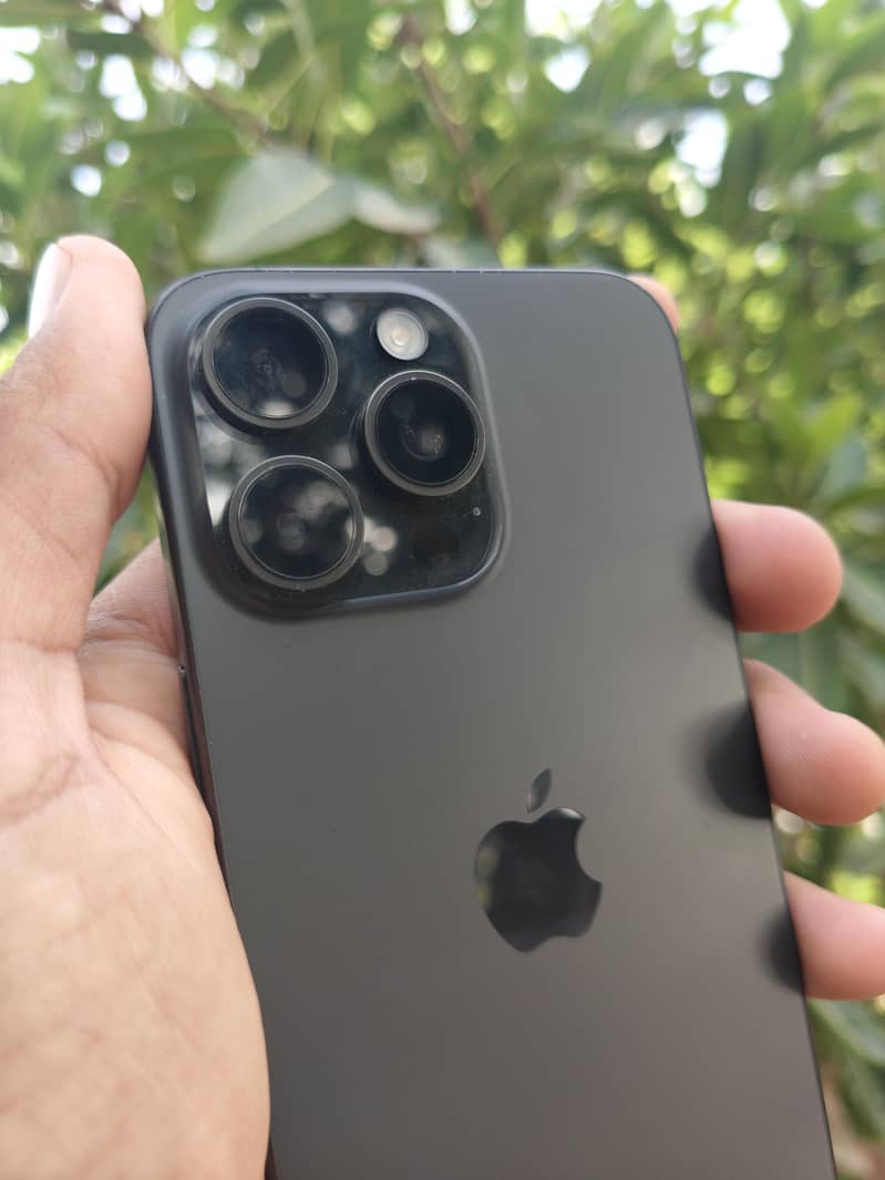 iPhone 15 Pro Max JV 2