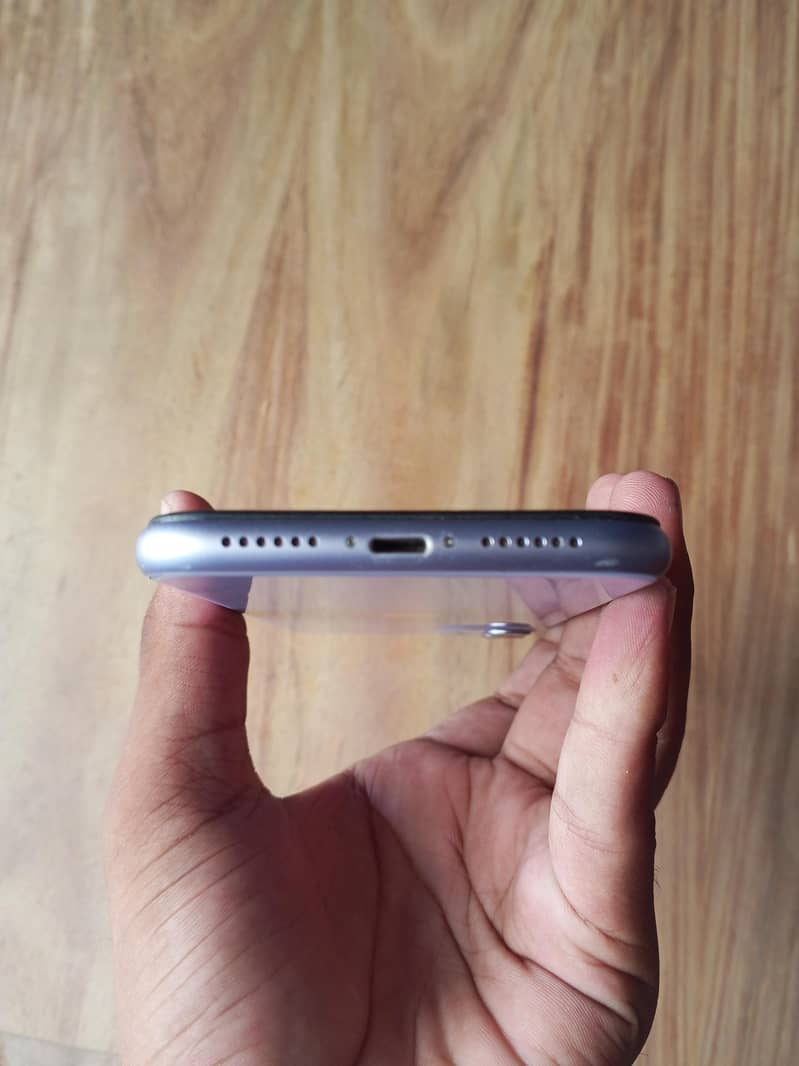 Apple iPhone 11 2