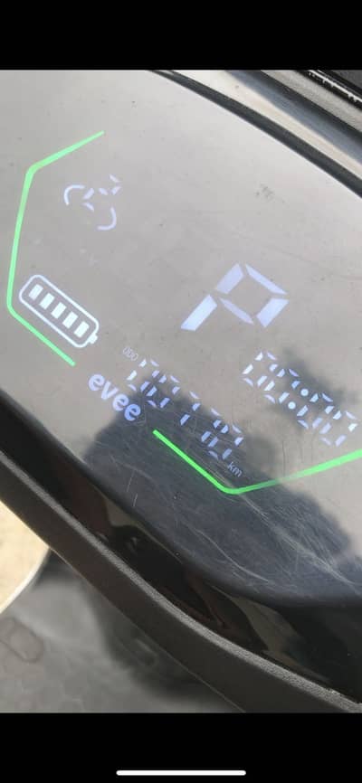 Evee Mito+ EV Scooter