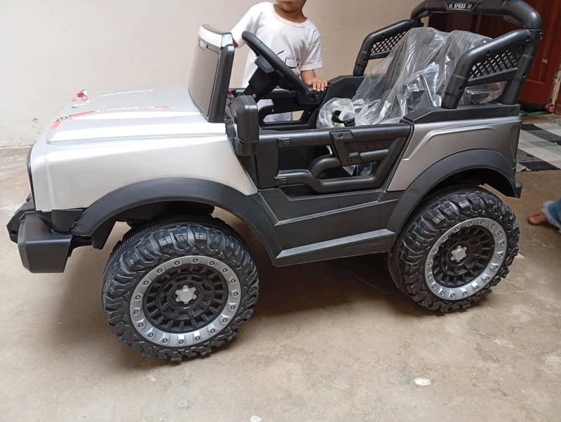 Jeep. . 4