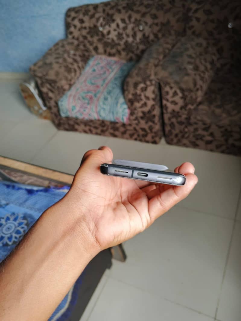 Google Pixel 8 1