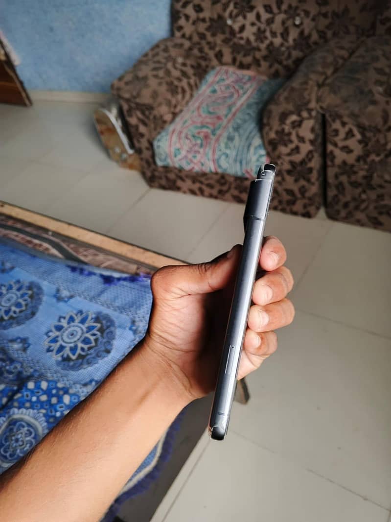 Google Pixel 8 3