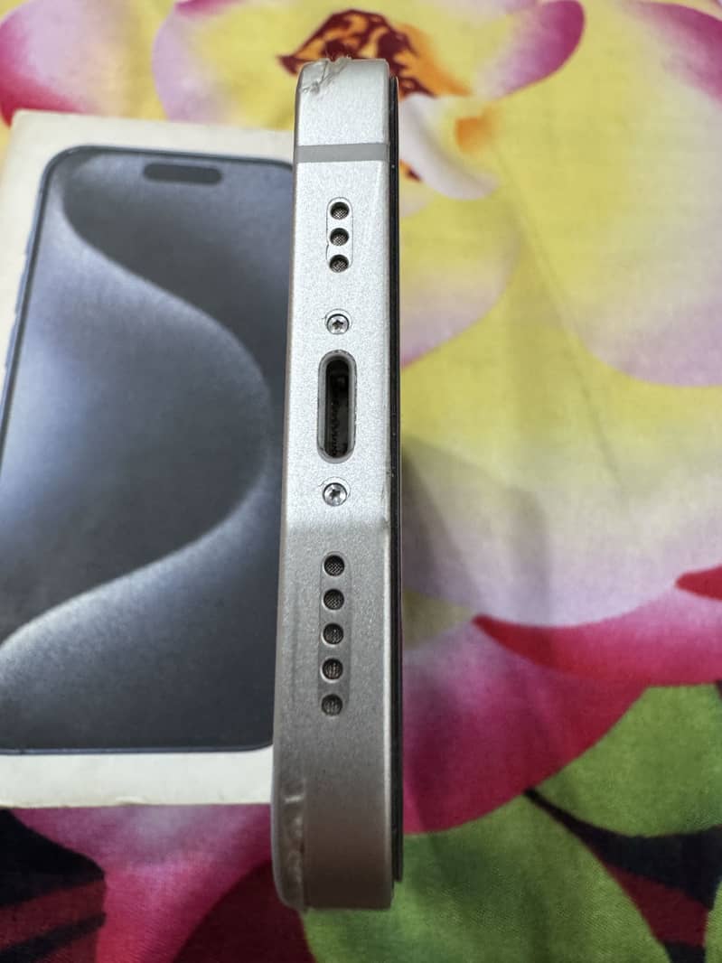 Apple iPhone 14 4