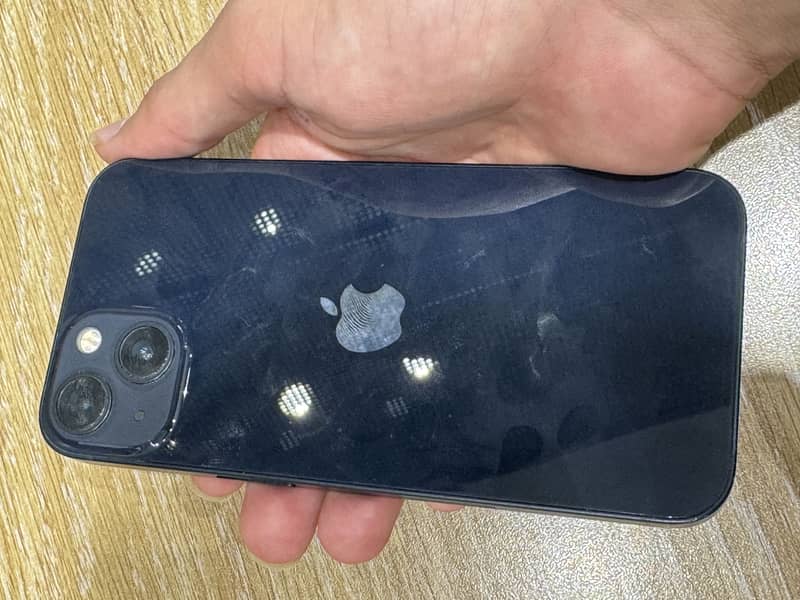 Apple iPhone 13 3