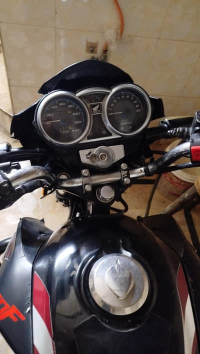 Hunda cb150f