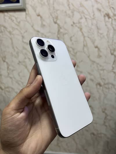 Apple iPhone 15 Pro Max