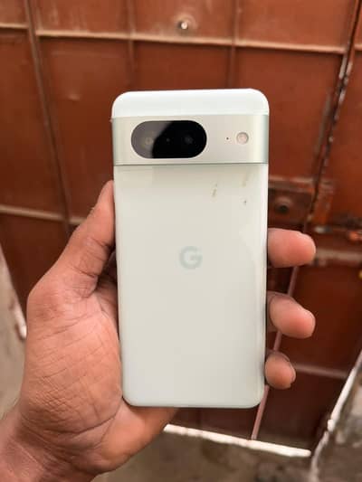 Google Pixel 8