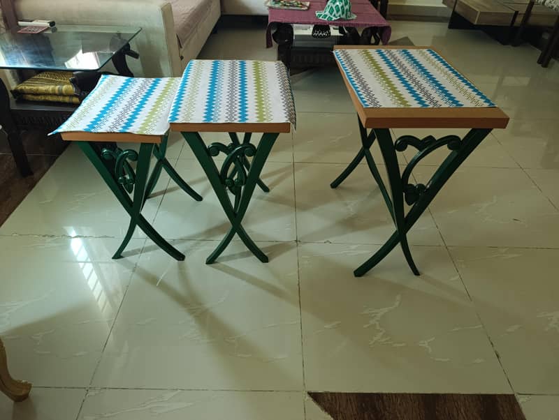 Nesting Table Set 4