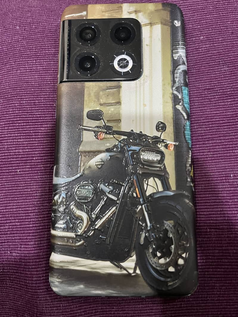 One Plus 10 Pro 8