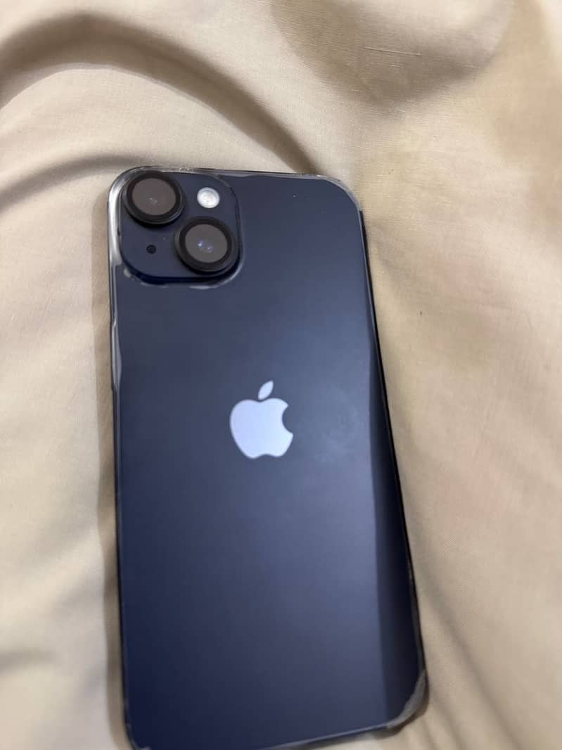 Apple iPhone 14 3