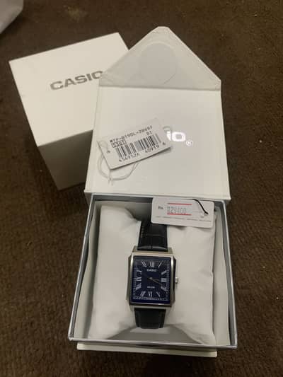 Casio MTP B190l Like New