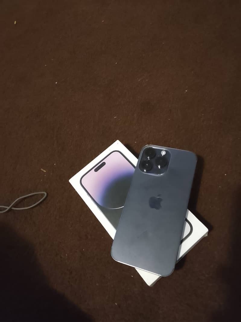 Apple iPhone 14 Pro Max 8