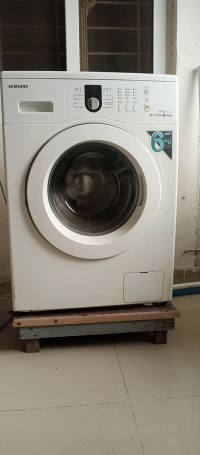Type: Front-load automatic washer with a Diamond Drum design