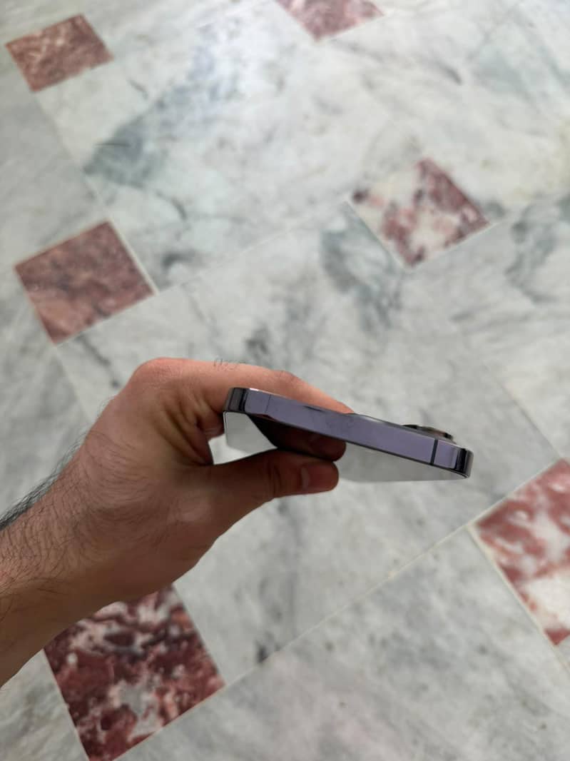 Apple iPhone 14 Pro Max 4