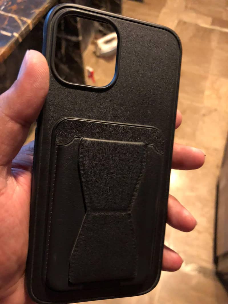 iPhone 12 pro max 2