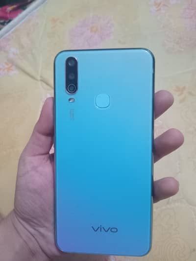 Vivo Y17