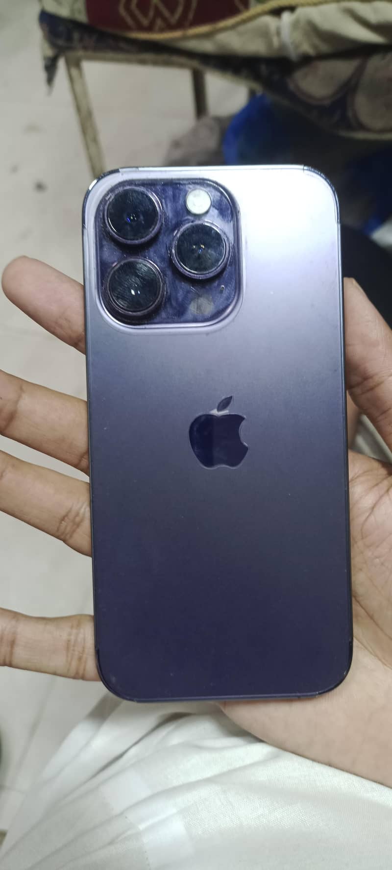 Apple iPhone 14 Pro 1