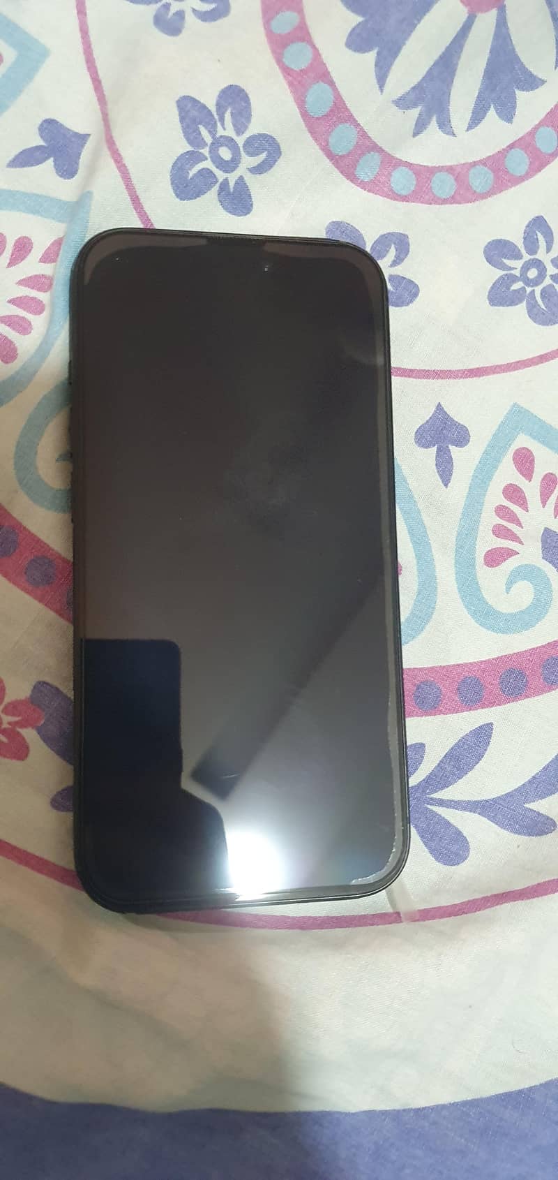 Apple iPhone 15 2