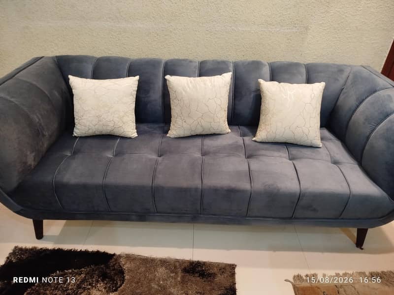 6 seated stylish sofa set 4