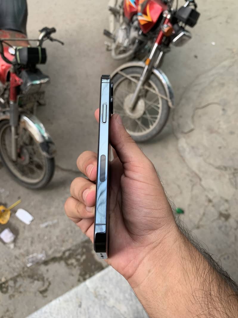 Iphone 12 pro  256 3