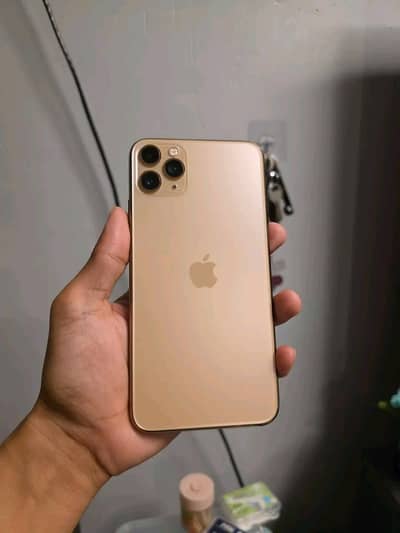 iPhone 11 Pro Max 256 GB PTA Approved new condition