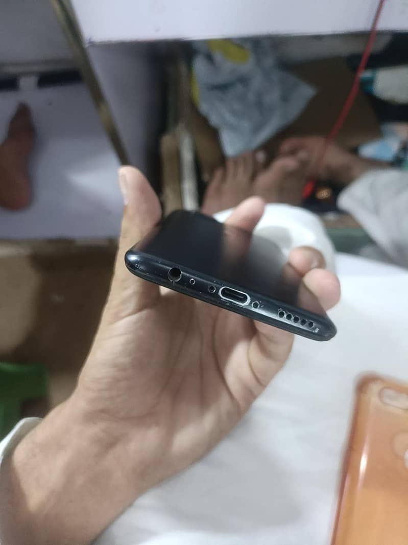 OnePlus 5T 4