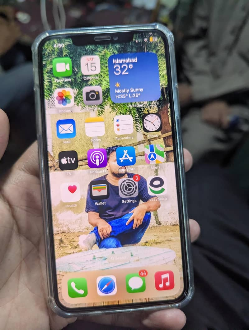 iPhone 11 Pro Max 5