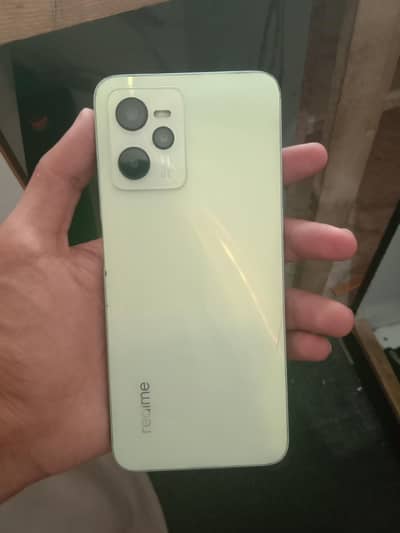 Realme C35
