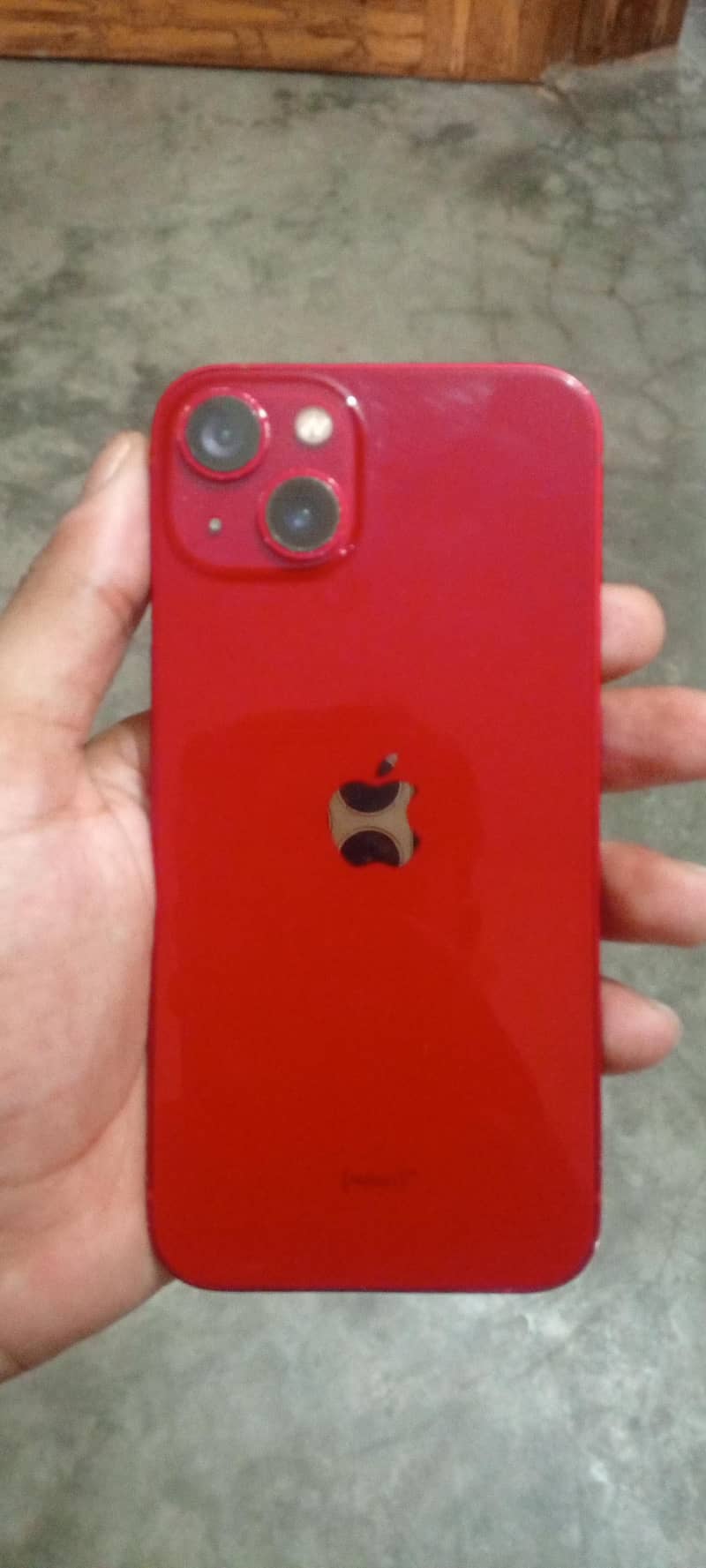 Apple iPhone 13 1