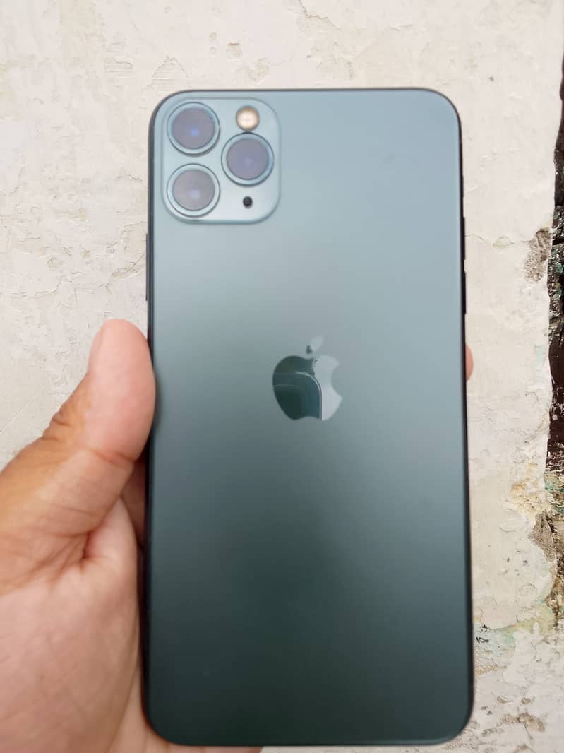 Apple iPhone 11 Pro Max 1