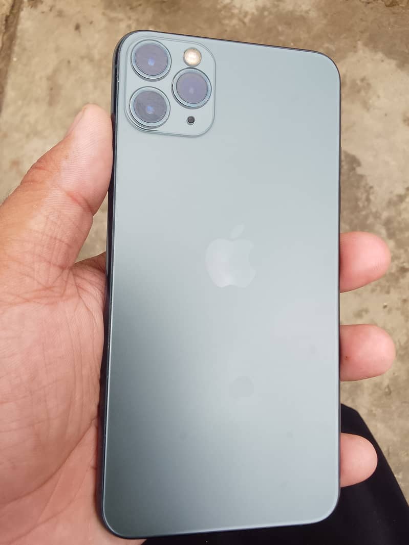 Apple iPhone 11 Pro Max 2