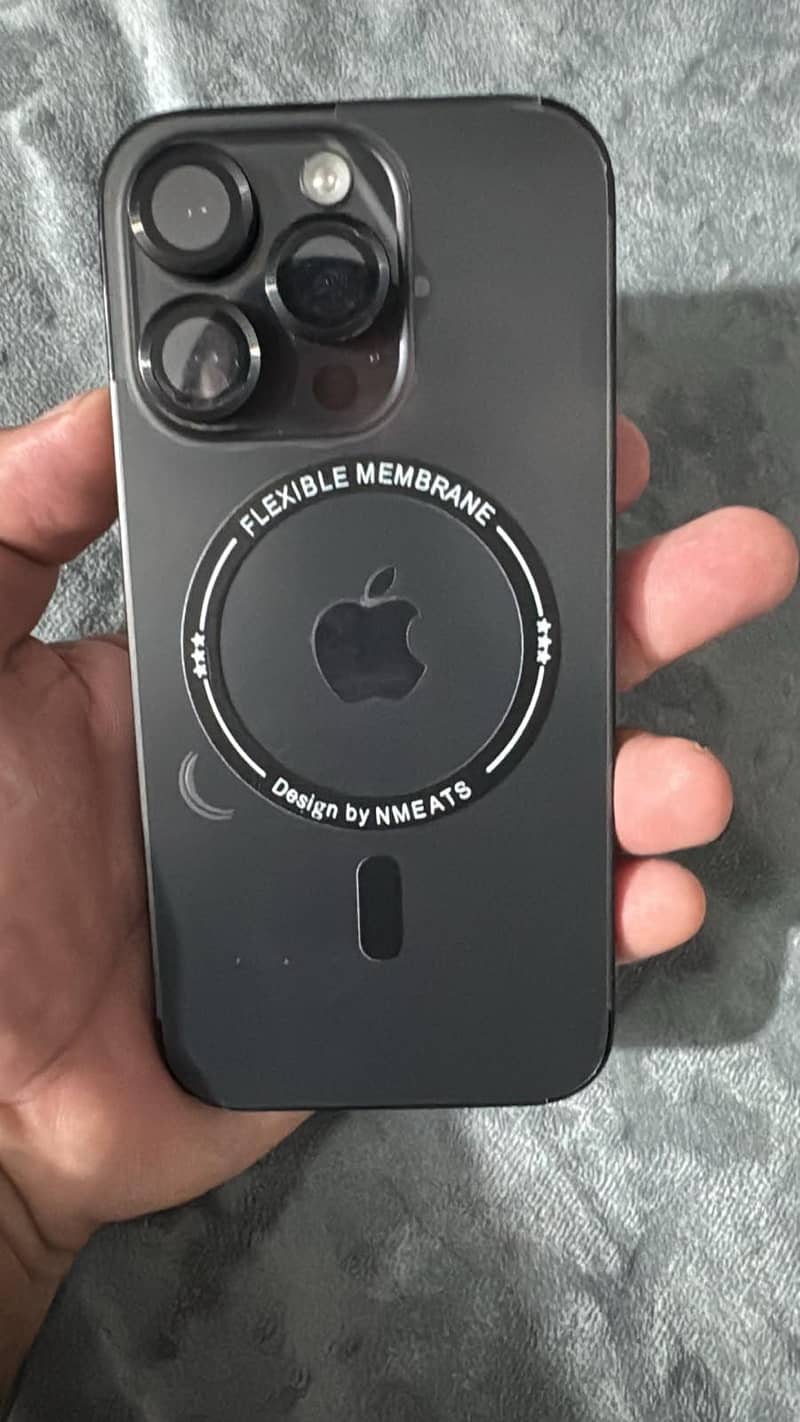 Apple iPhone 14 Pro 0