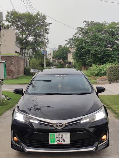 Toyota  Corolla Altis Grande 2014