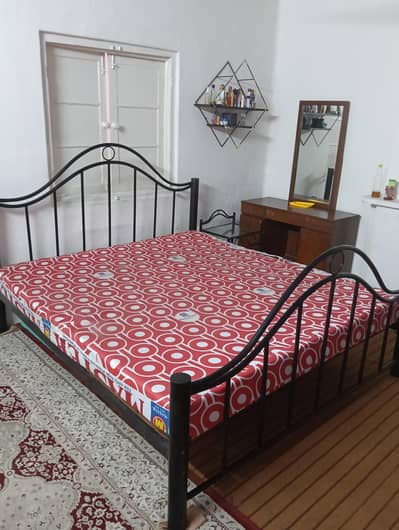 Iron King bed