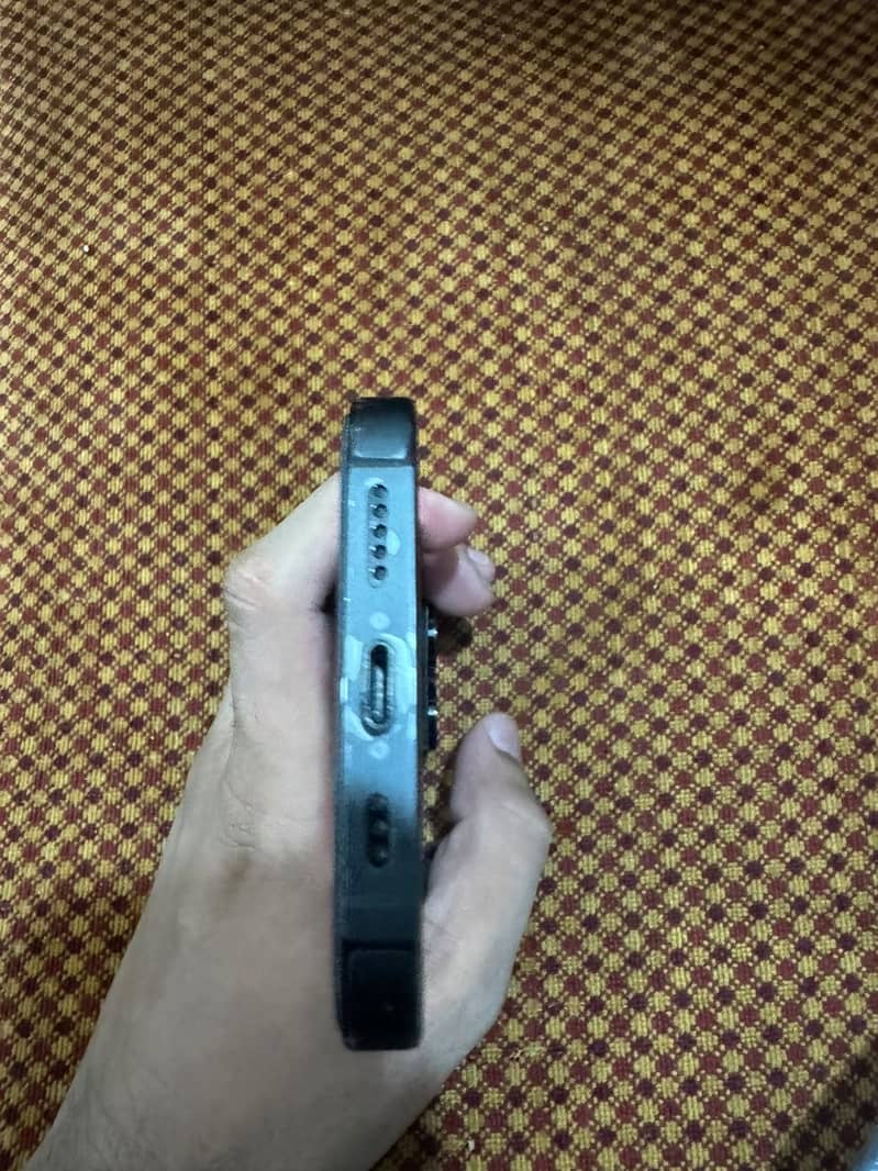Apple iPhone 14 Pro 2