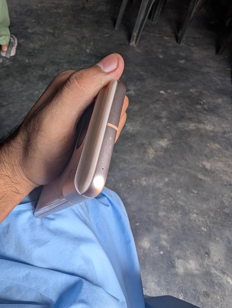 Google pixel 8 2