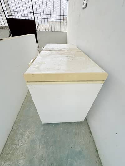 Deep freezer two door