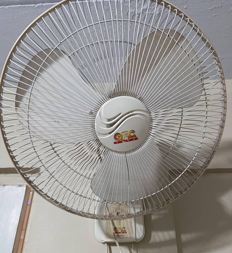 GFC BRACKET FAN 0