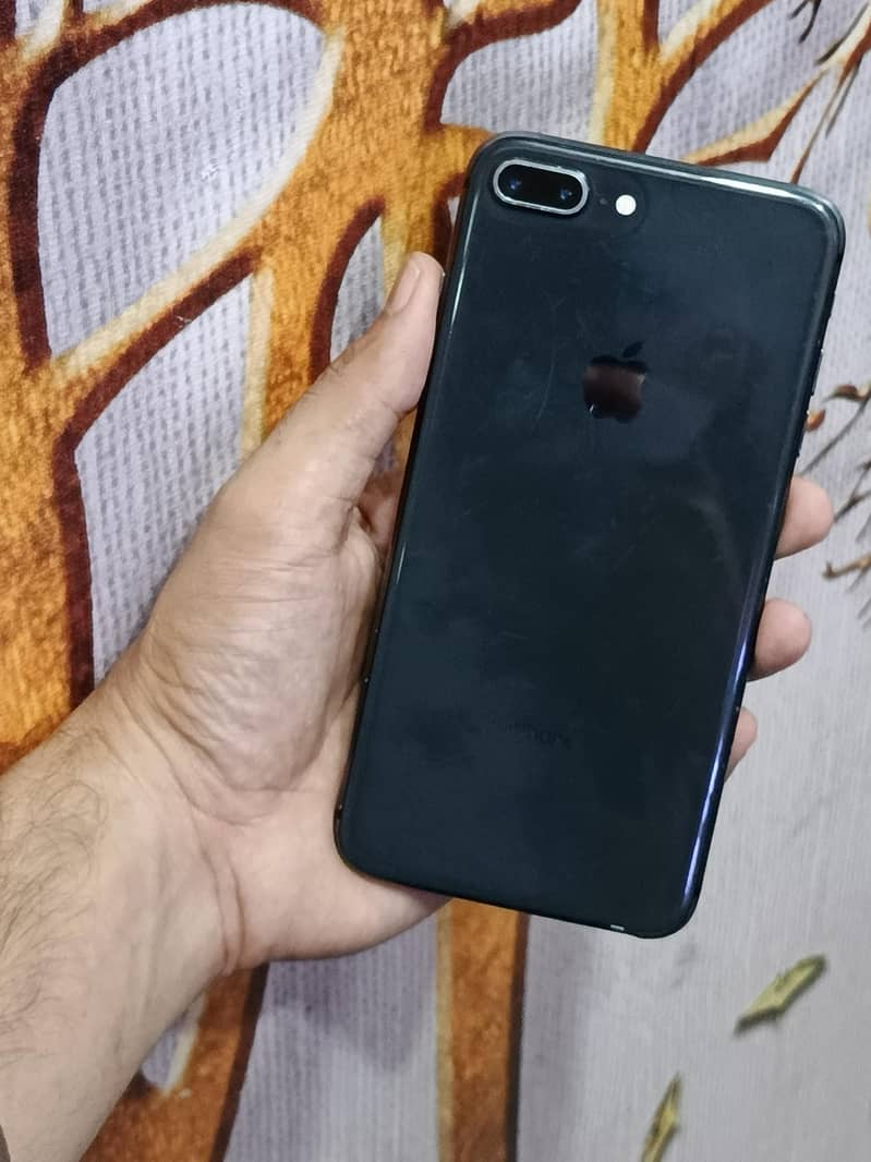 8 plus Non pta 0