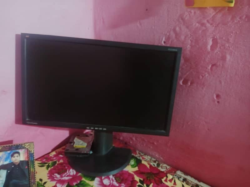 computer LCD 0