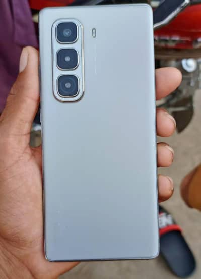 Infinix Hot 50 Pro Plus 8 256 edge screen
